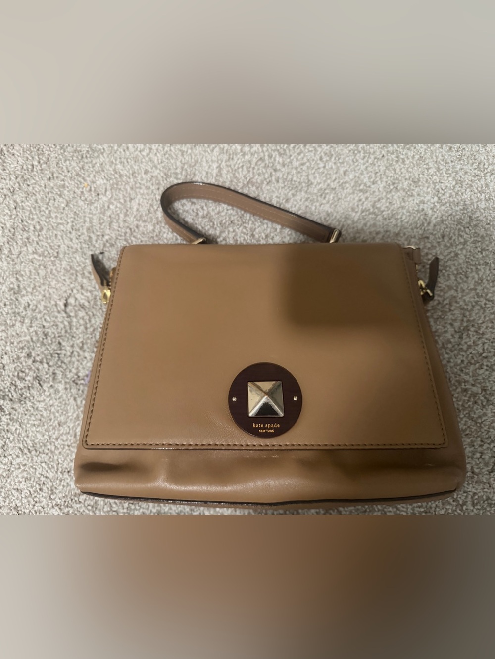 “Pre-loved” kate spade tan leather flap shoulder bag with stud detail